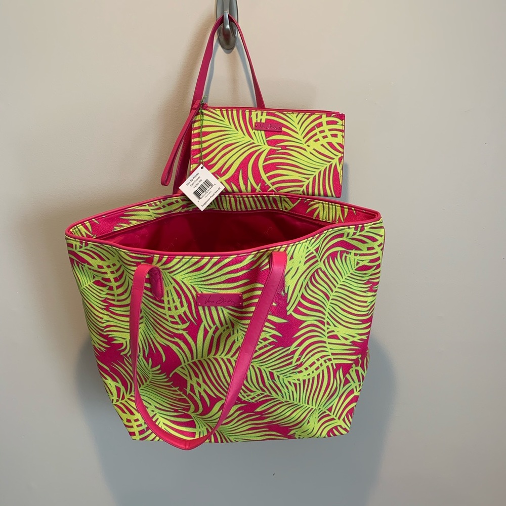 NWT Vera Bradley Palm Frond tote & wristlet